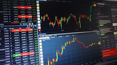 The Impact of Expense Ratios on Dividend ETF Returns